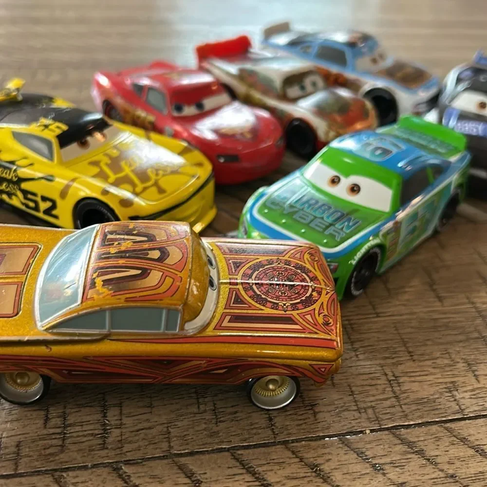 Disney’s Cars 🚙 🚗 🚘 Die-Cast Toy Set 7 cars 95, Easy Idle 52, LeakLess & more!